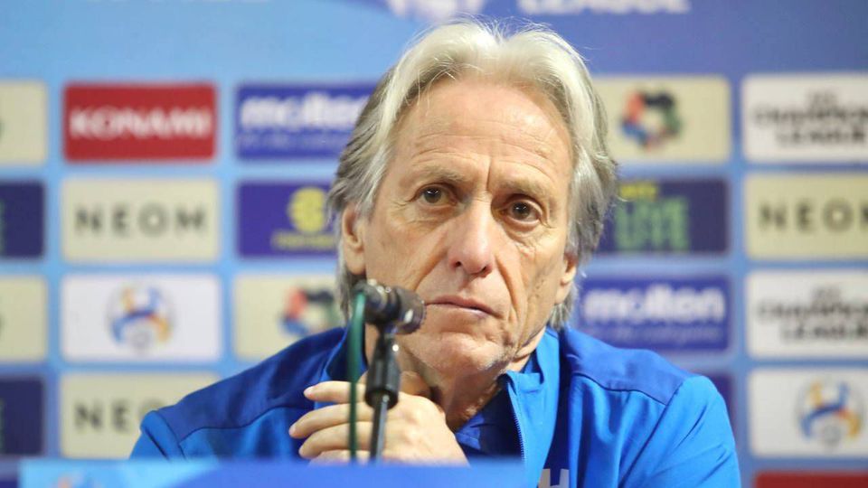 Jorge Jesus exulta «resultado histórico»