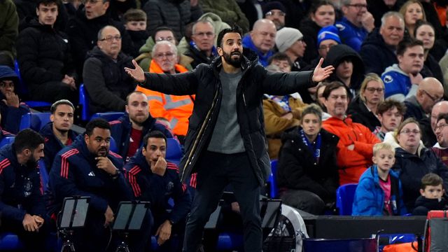 «Os maus vícios herdados por Amorim mostraram um Man. United incapaz de mandar no jogo»