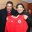A relação entre Maradona e Portugal, de Eusébio a Sousa Cintra