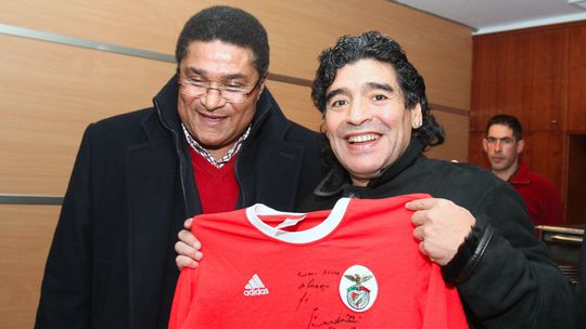 A relação entre Maradona e Portugal, de Eusébio a Sousa Cintra