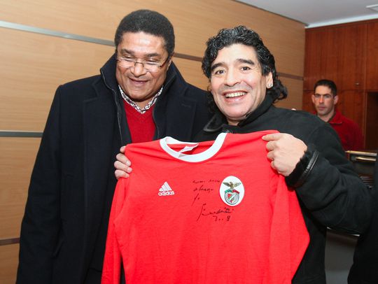 A relação entre Maradona e Portugal, de Eusébio a Sousa Cintra