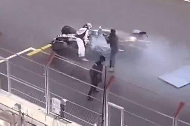 Vídeo: Brad Pitt 'desmaiou' no circuito de Las Vegas