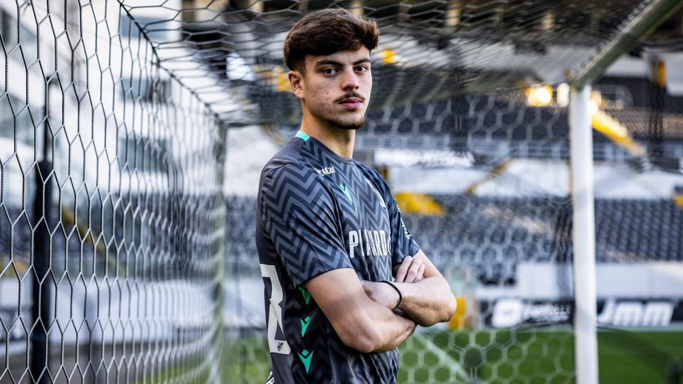 Vitória de Guimarães segura jovem promessa até 2028