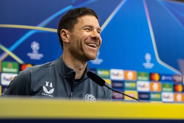 Xabi Alonso e as lesões do Leverkusen: «Regresso aos relvados? Porque não?»