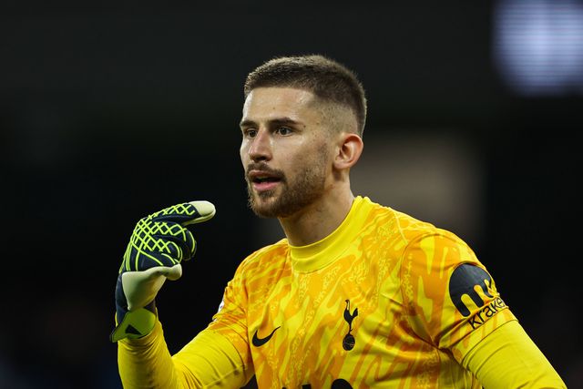 Vicario jogou com o tornozelo partido frente ao Man. City