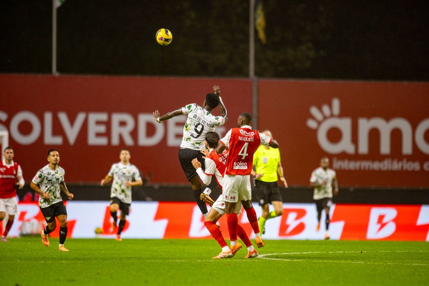 Luís Hemir em ação frente ao SC Braga