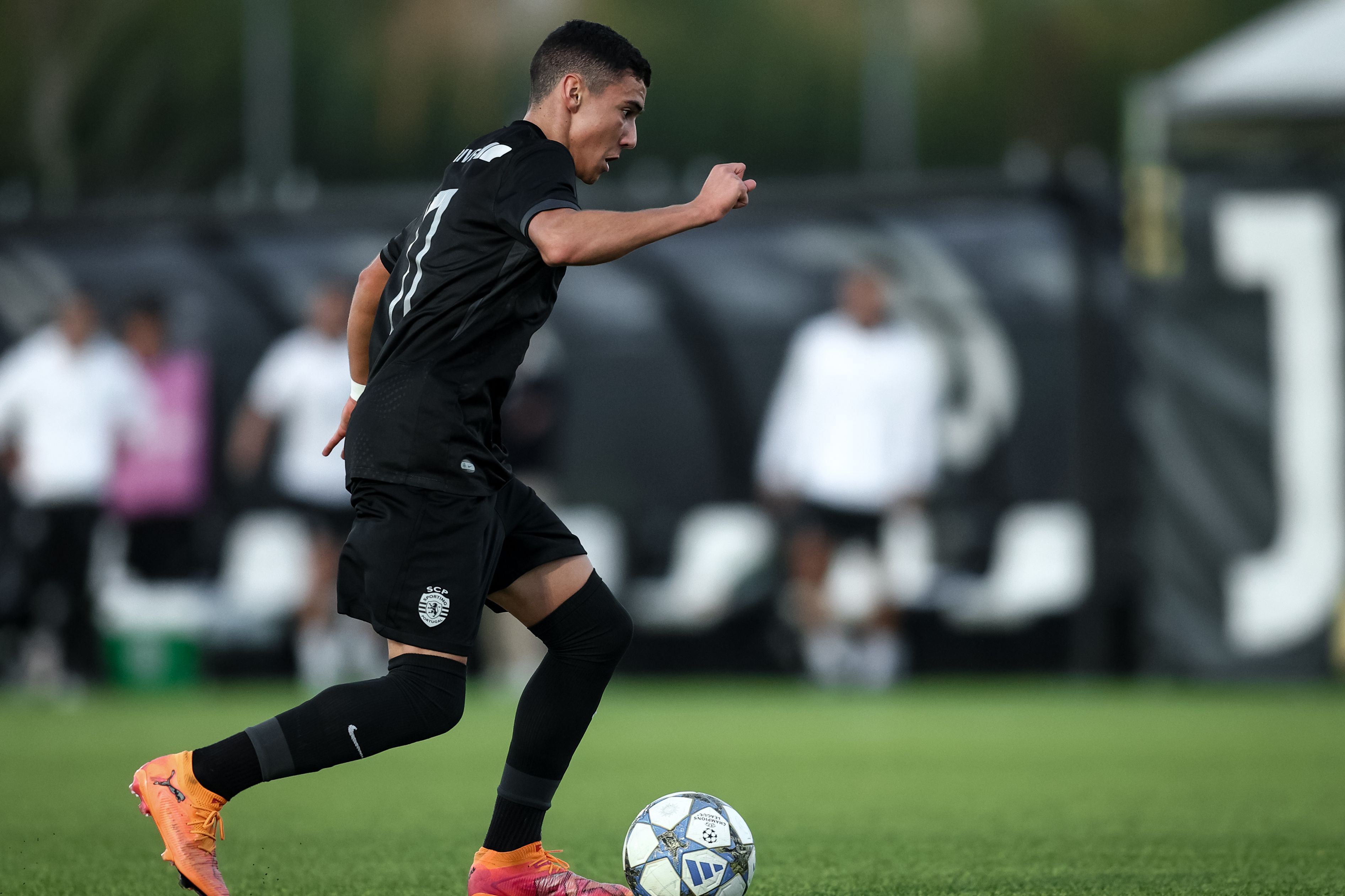 Duarte Tomás tem esta época 5 golos e 5 assistências pelos sub-17 - Foto: SPORTING CP