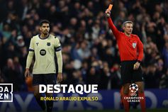 No que estava Ronald Araújo a pensar?!