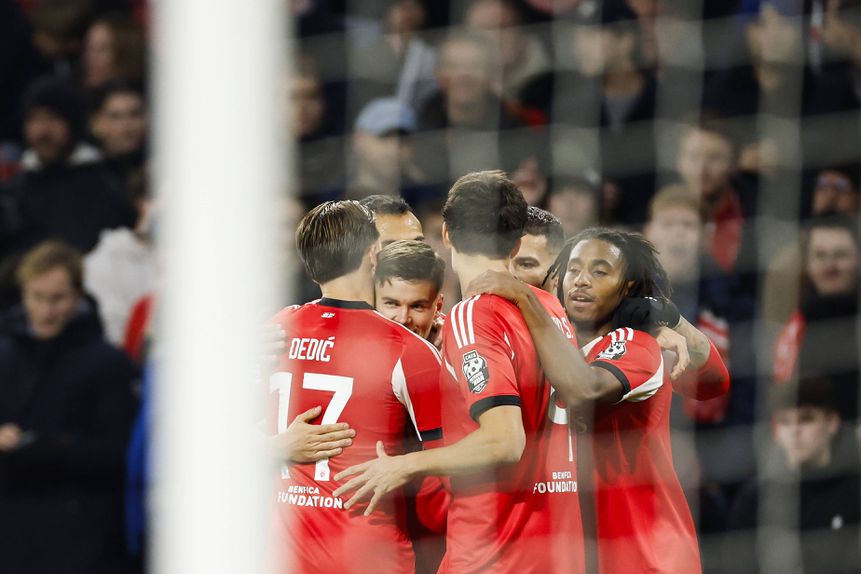 Leandro Barreiro fechou a vitória encarnada em Amesterdão. Foto: IMAGO