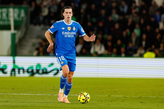 Ex-Benfica revela: «O ambiente com o treinador é bom»