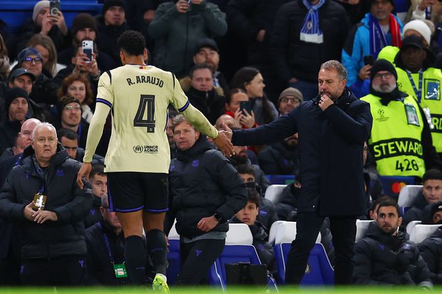 Hansi Flick otimista: «Vi alguns aspetos positivos»