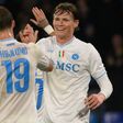 Scott McTominay esteve nos dois golos do Nápoles - Foto: IMAGO