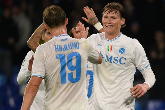 Scott McTominay esteve nos dois golos do Nápoles - Foto: IMAGO