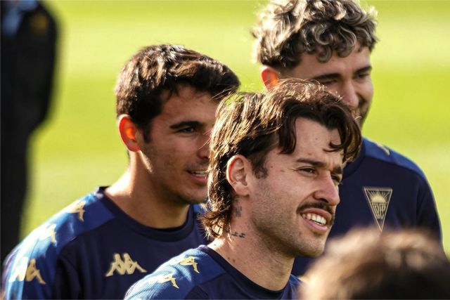 O plantel do Estoril cumpre folga natalícia de um dia e meio e regressar
á na tarde de sexta-feira para um ensaio-geral para a receção ao Alverca. Foto: Estoril Praia SAD