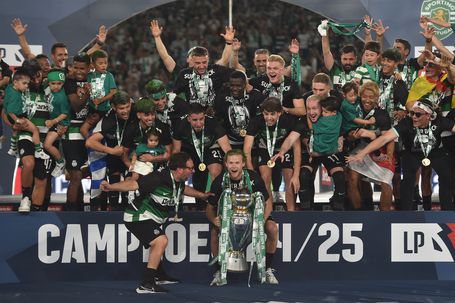 SPORTING - Bicampeão nacional e 'dobradinha' em 2025 - Foto: A BOLA
