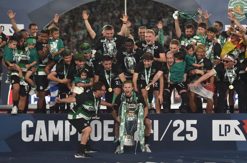 SPORTING - Bicampeão nacional e 'dobradinha' em 2025 - Foto: A BOLA