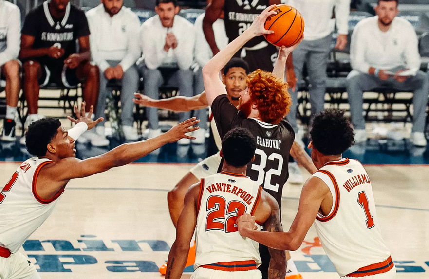 Joe Grahovac - Foto: St. Bonaventure