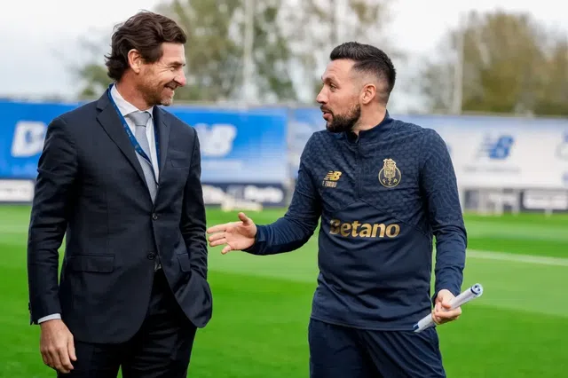 André Villas-Boas e Francesco Farioli em sintonia — FOTO: FC Porto