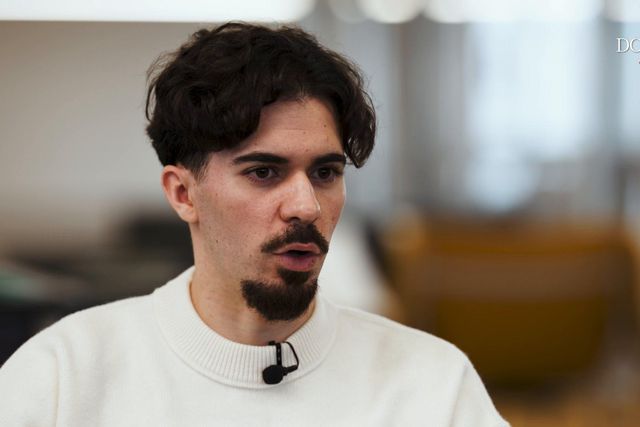 «Não posso pôr-me a mim e ao João Neves ao nível de Xavi e Iniesta»