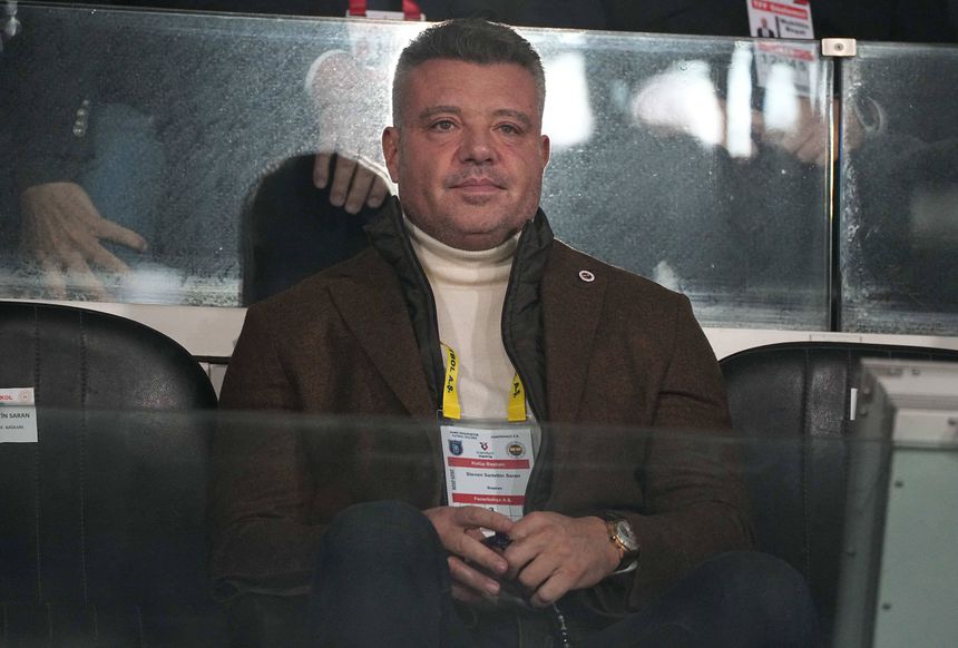 Sadettin Saran continua impedido de sair do país e está obrigado a apresentar-se periodicamente às autoridades policiais