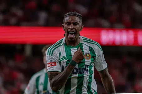 André Luiz atravessa um grande momento de forma — FOTO: Rio Ave