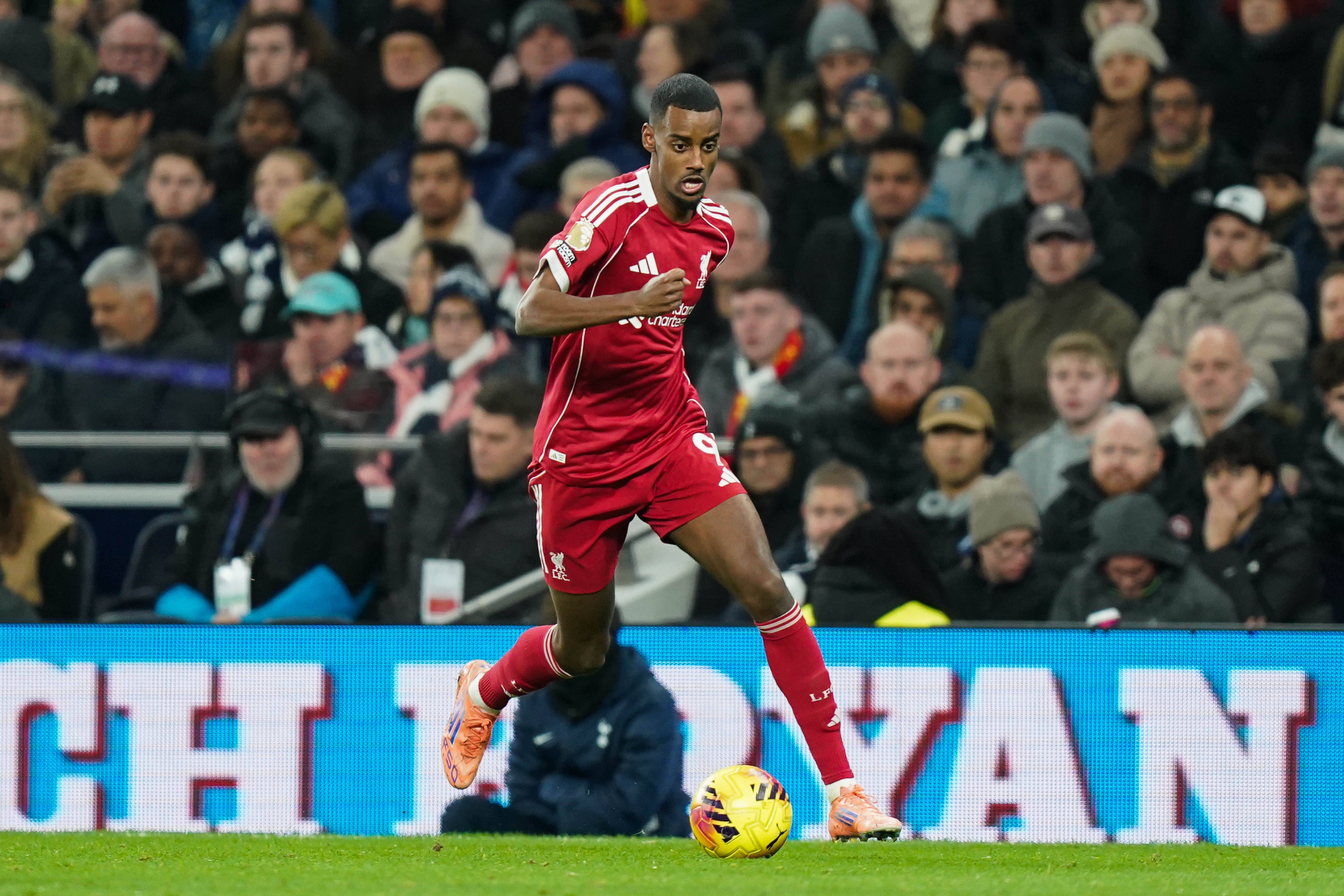 Alexander Isak - Liverpool (145 milhões de euros): Reforço mais caro da história dos 'reds'. Marcou três golos em 16 jogos e lesionou-se gravemente