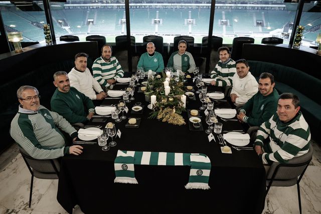 Jantar entre todos os treinadores leoninos em pleno Alvalade - Foto: SPORTING CP
