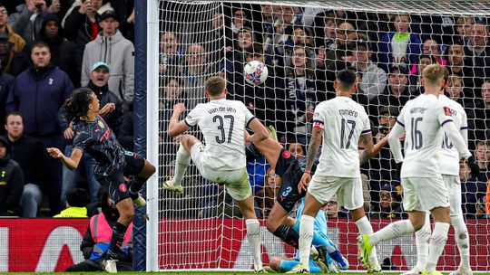 Taça de Inglaterra: Man. City elimina Tottenham com golo polémico aos 88’