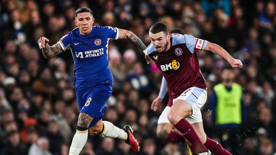 Taça de Inglaterra: Chelsea e Aston Villa empatam e adiam decisões