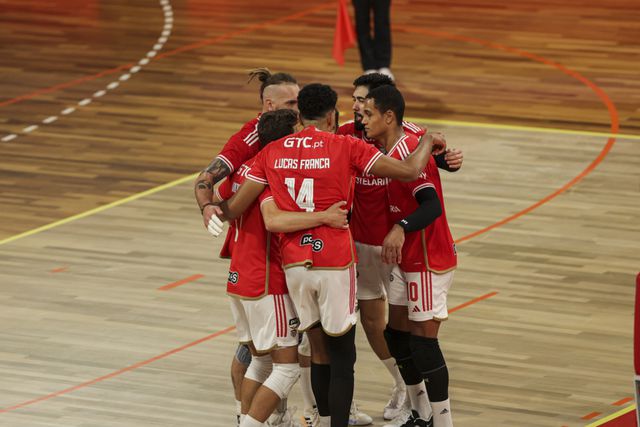 Benfica errático chega para vencer VC Viana