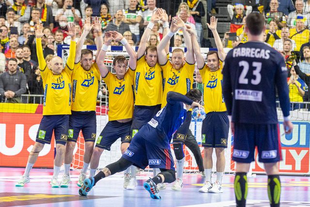 Polémica no Europeu: Suécia protesta meia-final pelo golo que deu prolongamento