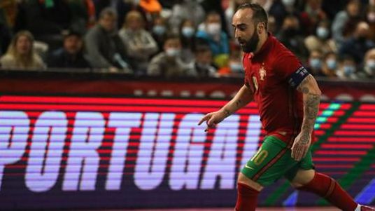 Ricardinho dá conselho ao «futuro presidente» Villas-Boas para o futsal do FC Porto
