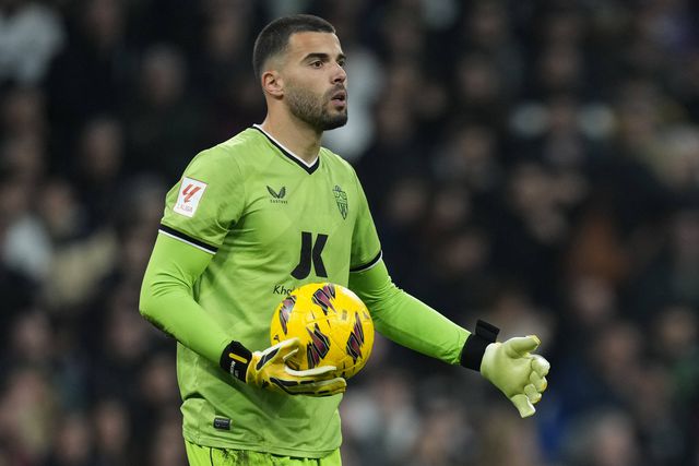 Almería de Maximiano cada vez mais último