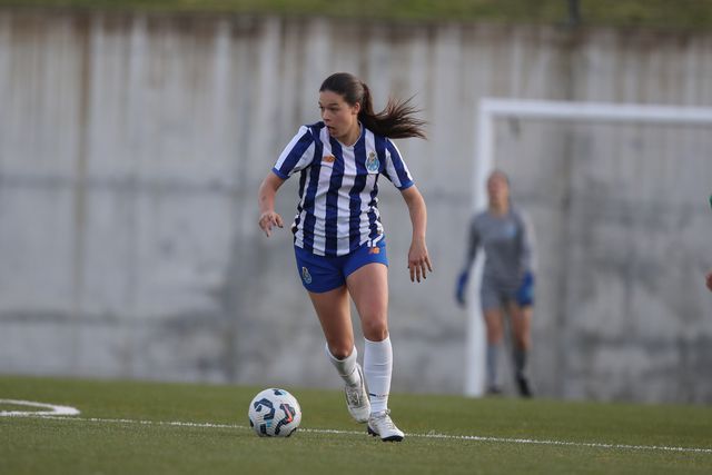 FC Porto arrasa Merelinense e lidera invicto na Série Norte