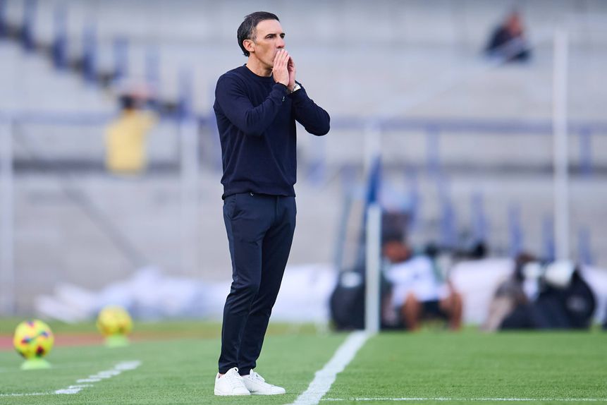 Vicente Sánchez comandou o Cruz Azul no primeiro jogo sem Martín Anselmi (IMAGO / Agencia-MexSport)