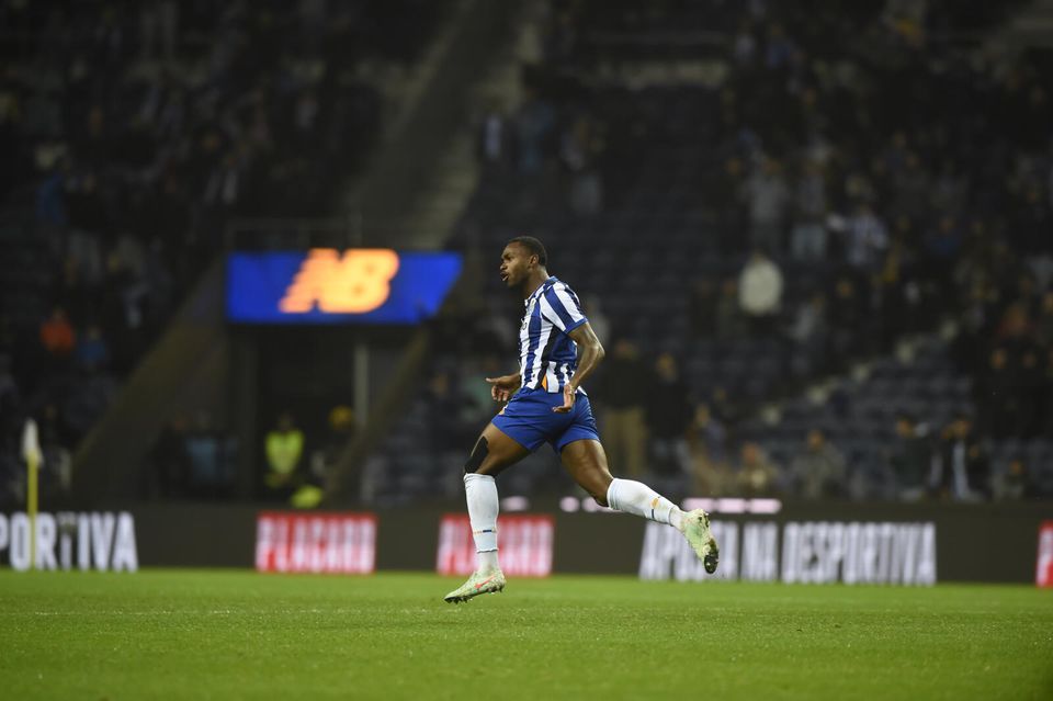 Otávio fez o golo do empate. Foto: Grafislab