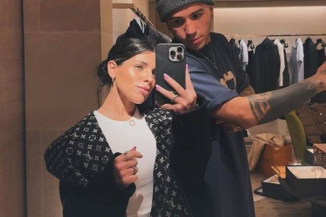 Valentina Cervantes e Enzo Fernández lado a lado