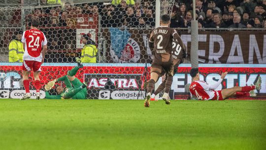 Bundesliga: Diogo Leite perde e Frankfurt não aproveita deslize do Leverkusen