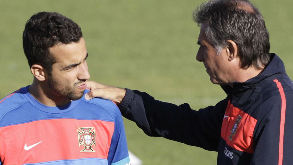 Ruben Amorim com Carlos Queiroz durante os treinos para o Mundial de 2010 (A BOLA)