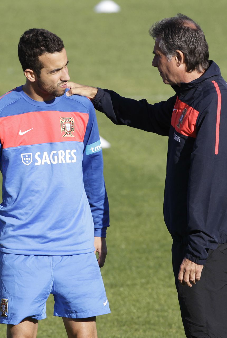 Ruben Amorim com Carlos Queiroz durante os treinos para o Mundial de 2010 (A BOLA)