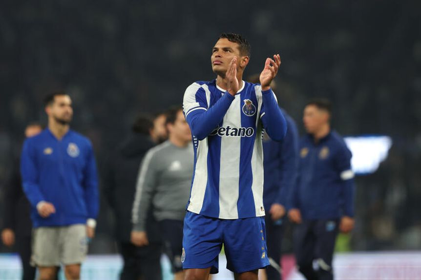 Experiente defesa-central dos dragões aplaudiu a exibição da equipa diante do Gil Vicente - Foto: Rogério Ferreira/KAPTA+