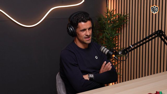 «Mourinho entra no quarto, diz que faço parte da equipa e o Paulinho apagou logo a luz»