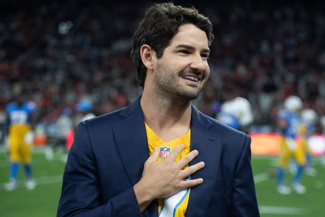 Alexandre Pato ligado à compra de um clube do quarto escalão inglês