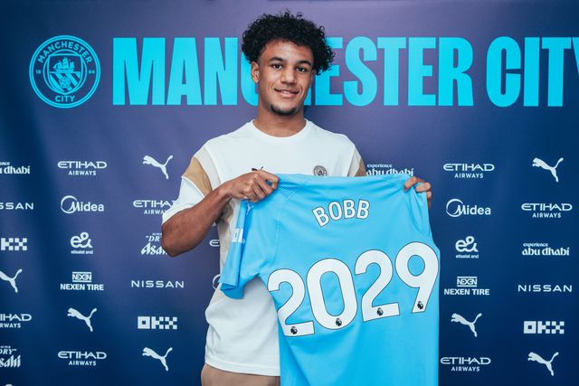 Manchester City renova com jovem promessa até 2029