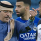 Insólito: presidente interrompe jogo no Catar para protestar com árbitro (vídeo)