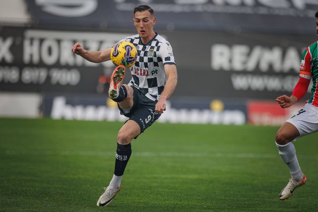 Os destaques do Boavista: Bozeník tentou remar contra a maré minhota