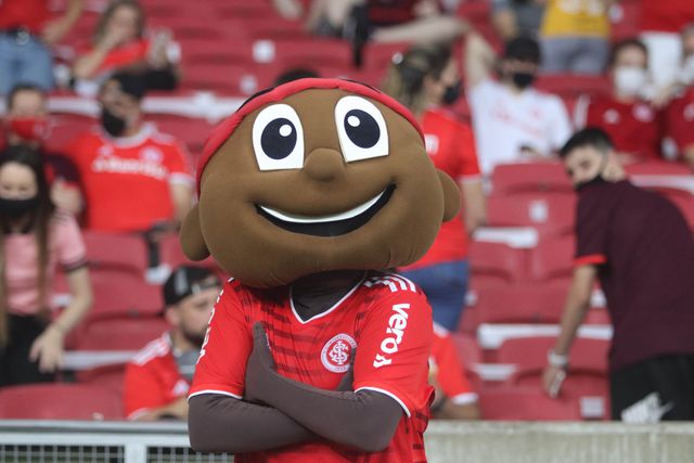 Jornalista acusa mascote do Internacional de «importunação sexual»