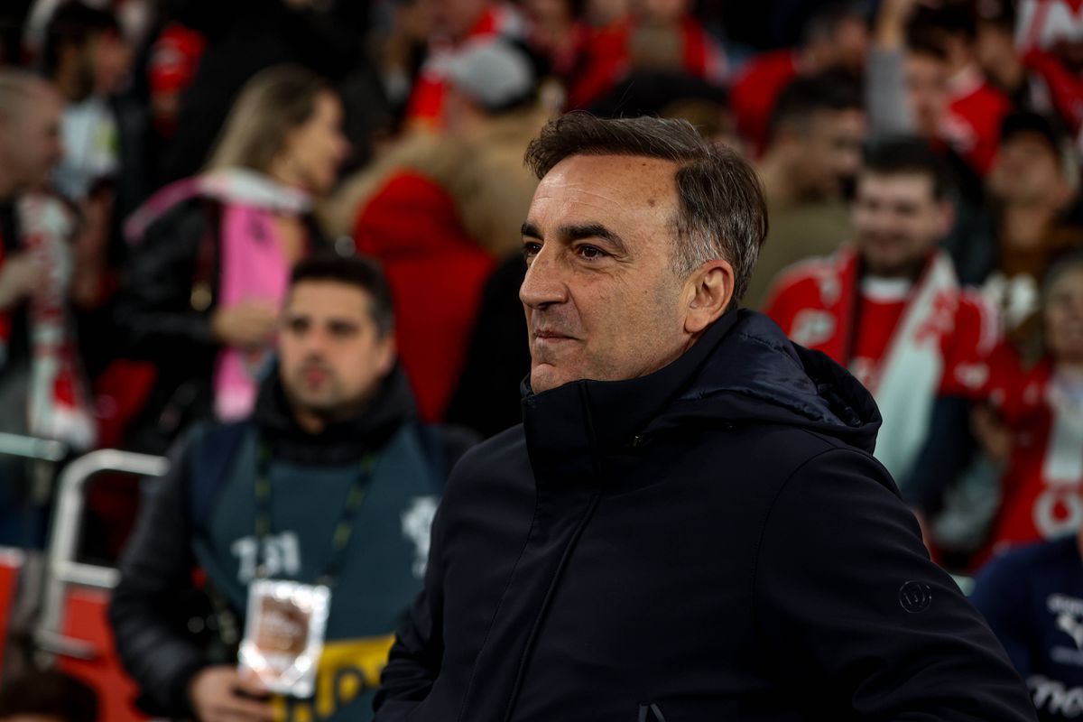 Carlos Carvalhal: «Se olharmos para o segundo passo podemos dar um trambolhão»
