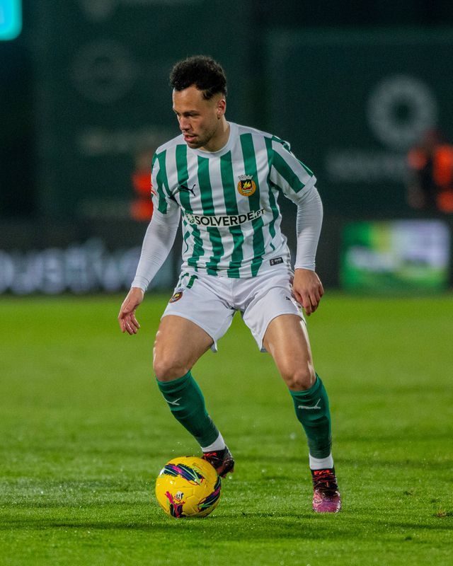 Rio Ave: Tiago Morais espreita lugar no onze