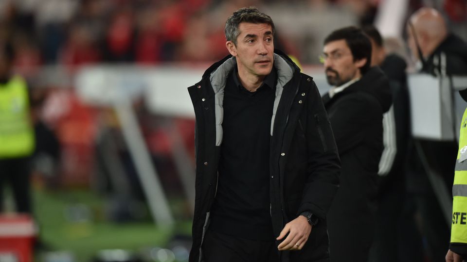 Bruno Lage antes do início do jogo com o SC Braga da Taça de Portugal